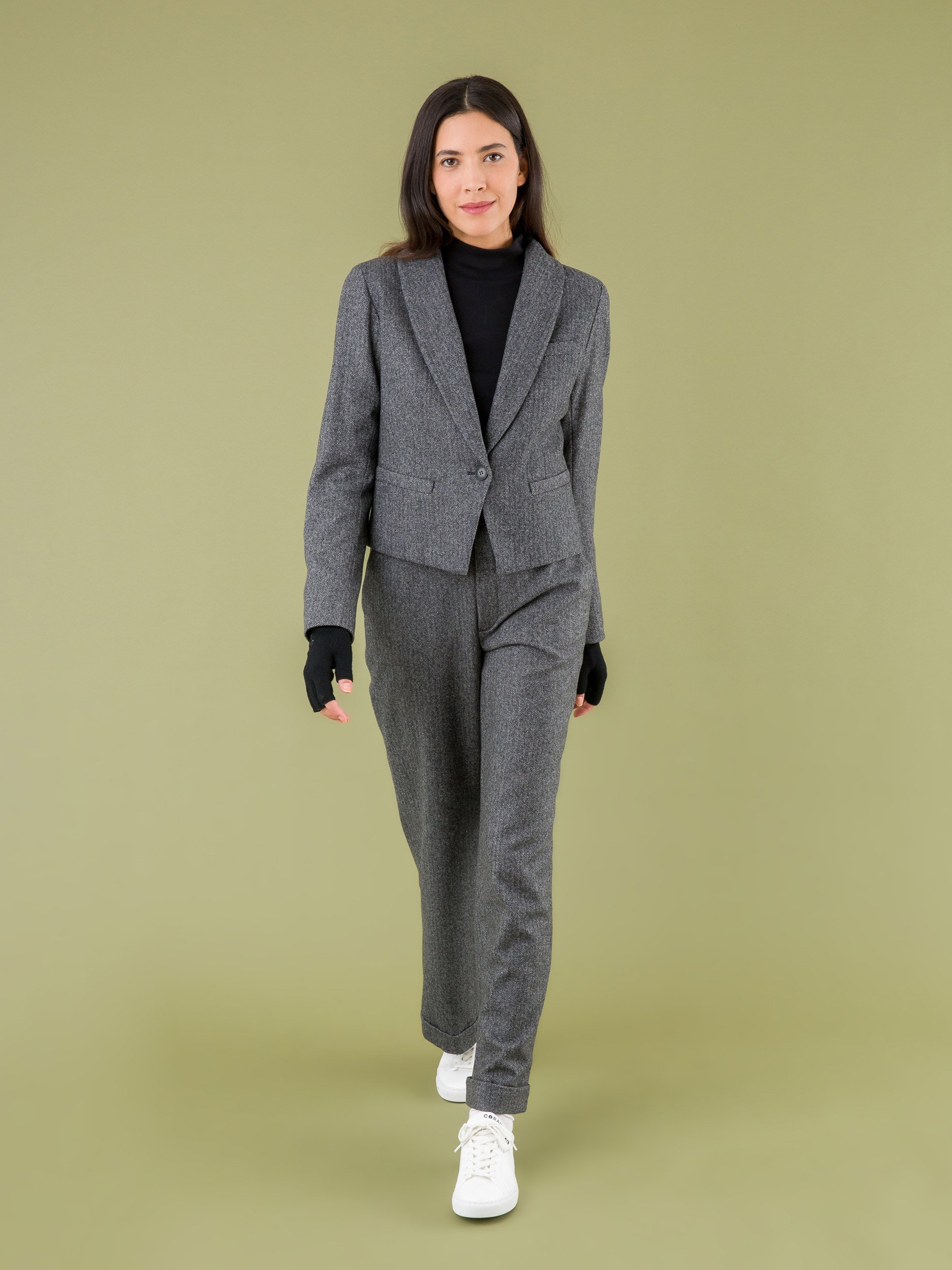 Women in suits: Show your power and style - Chinadaily.com.cn