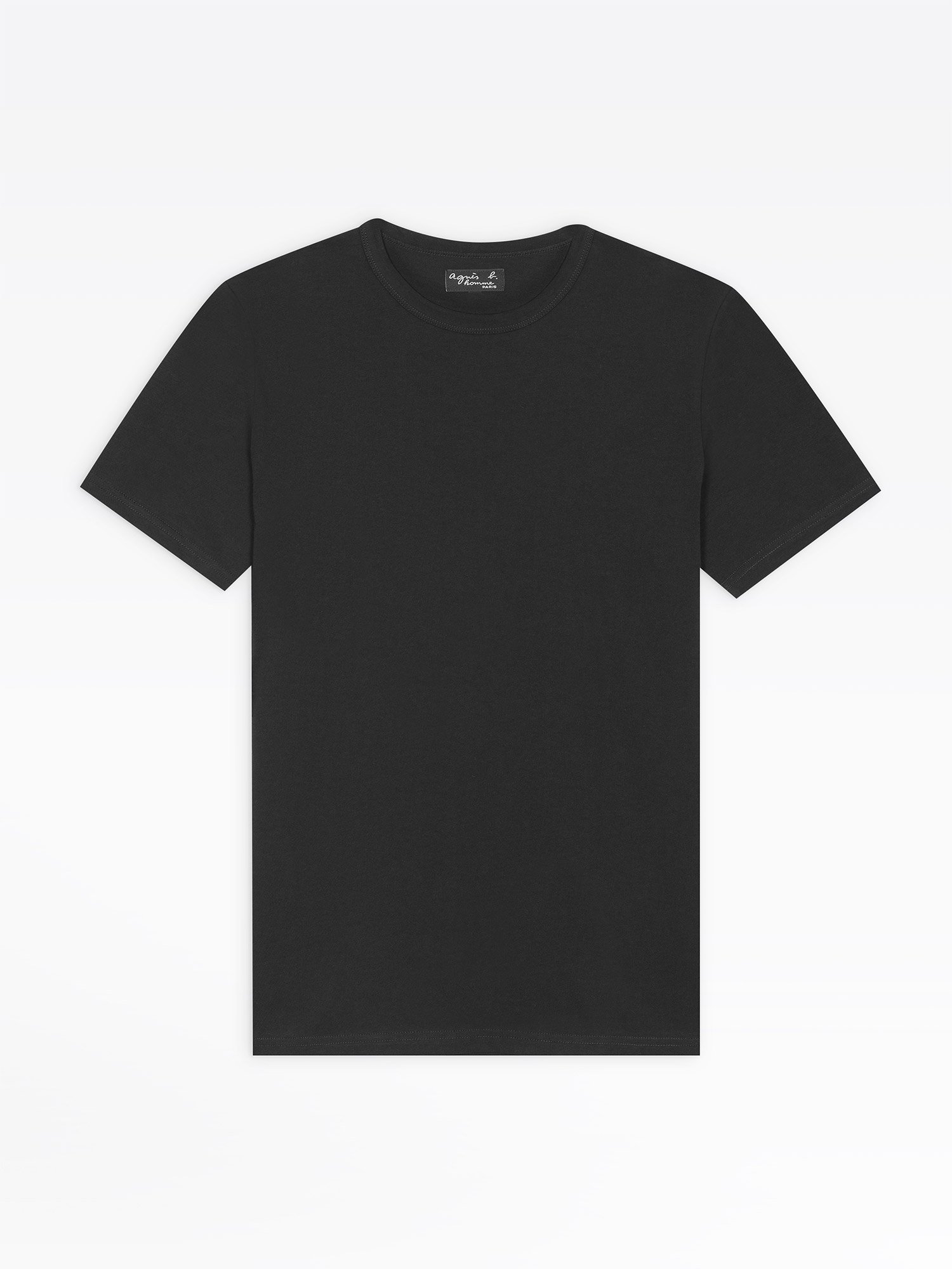 black t-shirt coulos
