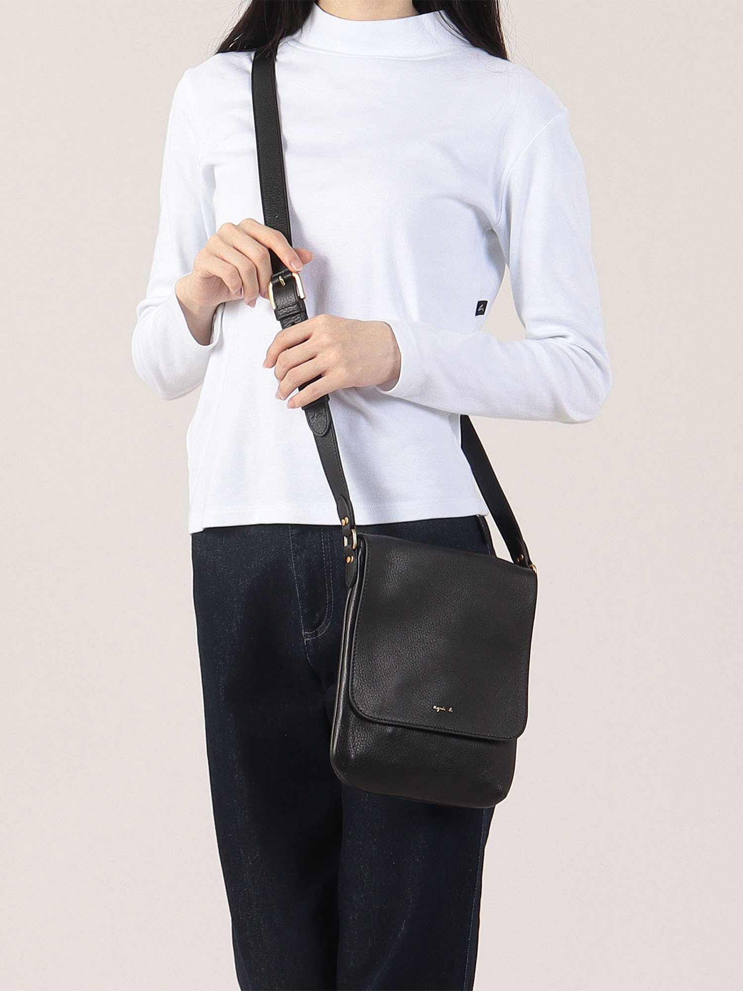 small black shoulder bag | agnès b.