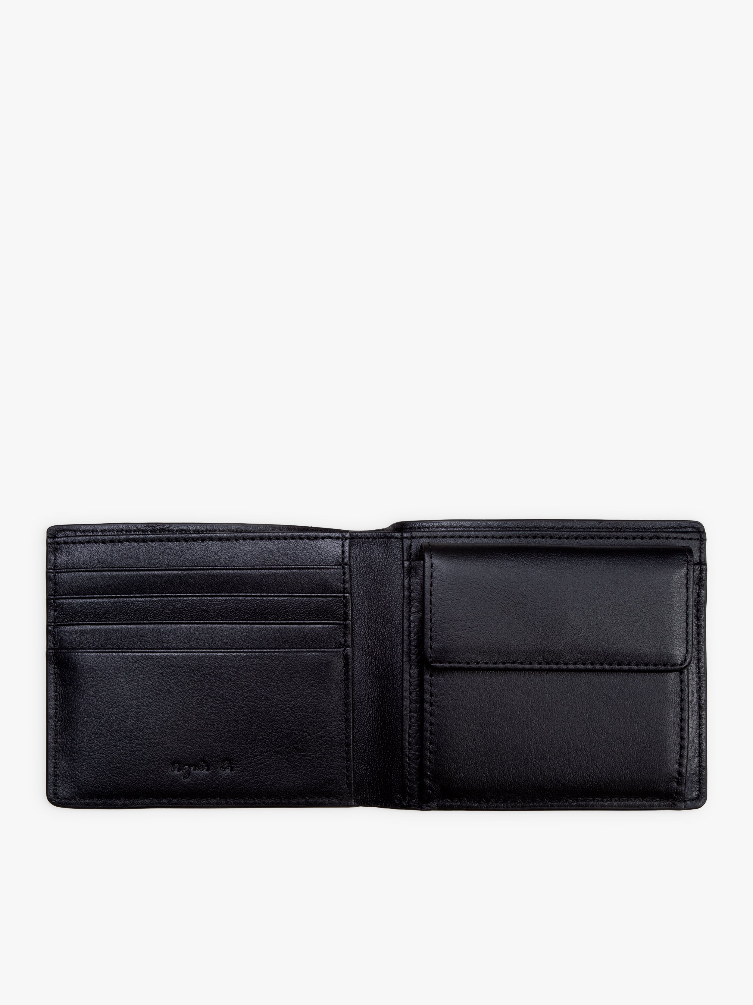 gips Jeg vil have Med vilje black folding leather wallet with elastic closure | agnès b.