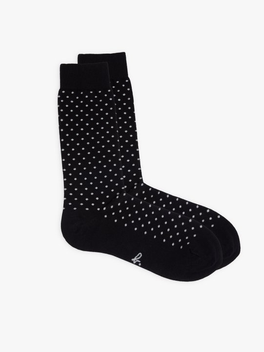 white polka dots socks_1