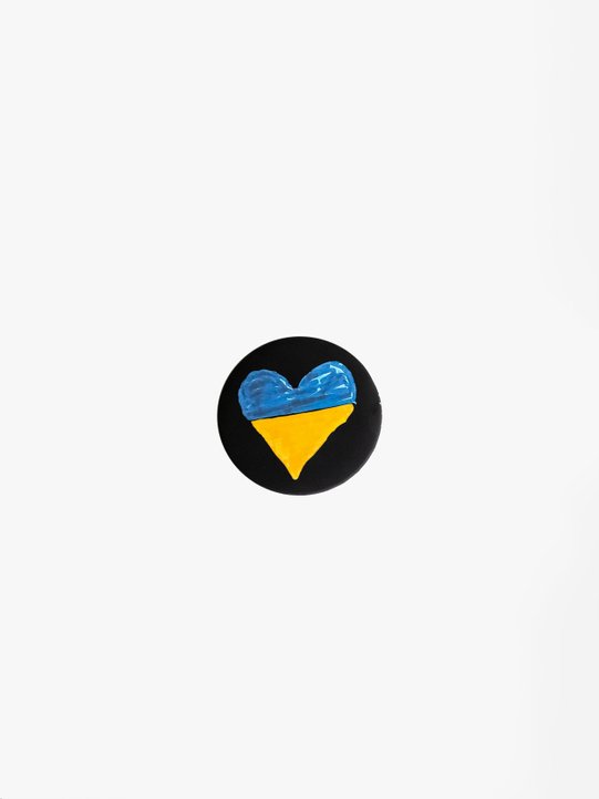 The heart of Ukraine large badge_1