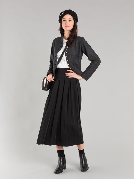 black pleated skirt_11