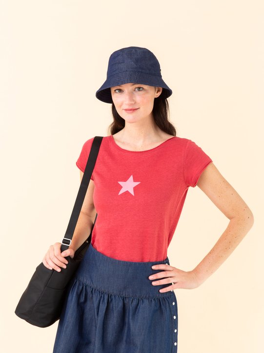 poppy red linen Australie star t-shirt_11