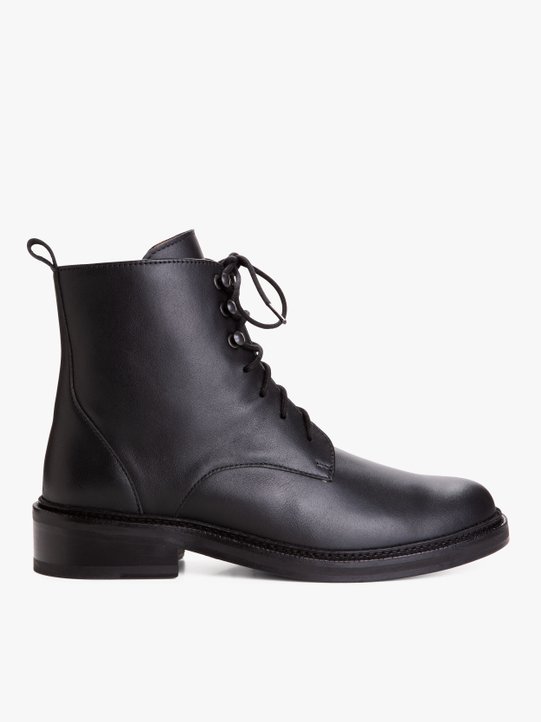 black leather Zoe ankle boots_2
