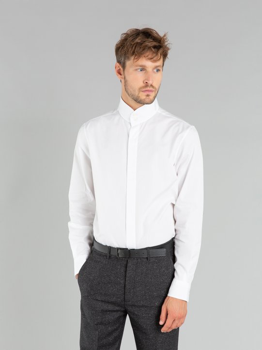 white cotton poplin Etienne shirt with buttoned collar_11