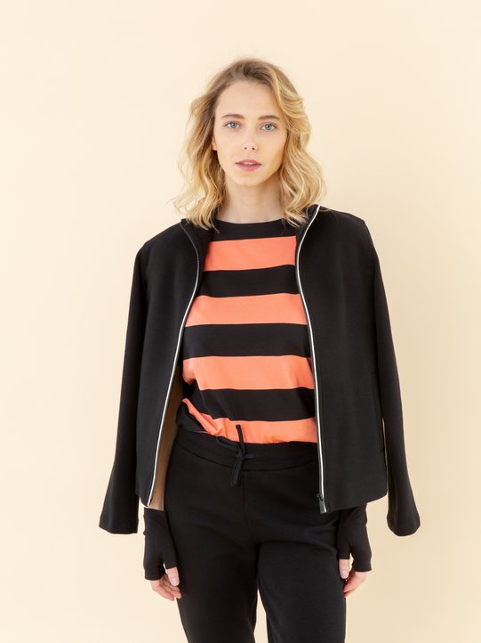 black and apricot Bow t-shirt with wide stripes_11