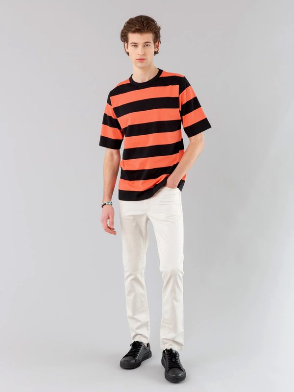 black and apricot Chic t-shirt with wide stripes_12