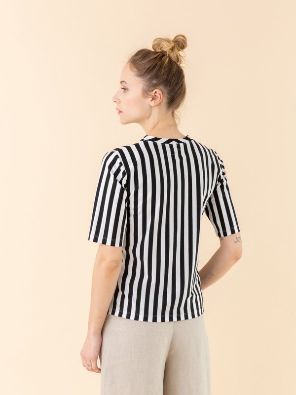 black and white striped Doc t-shirt_14