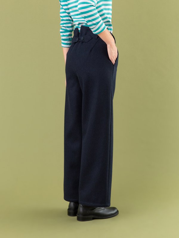Wide Senso trousers in boiled wool_13