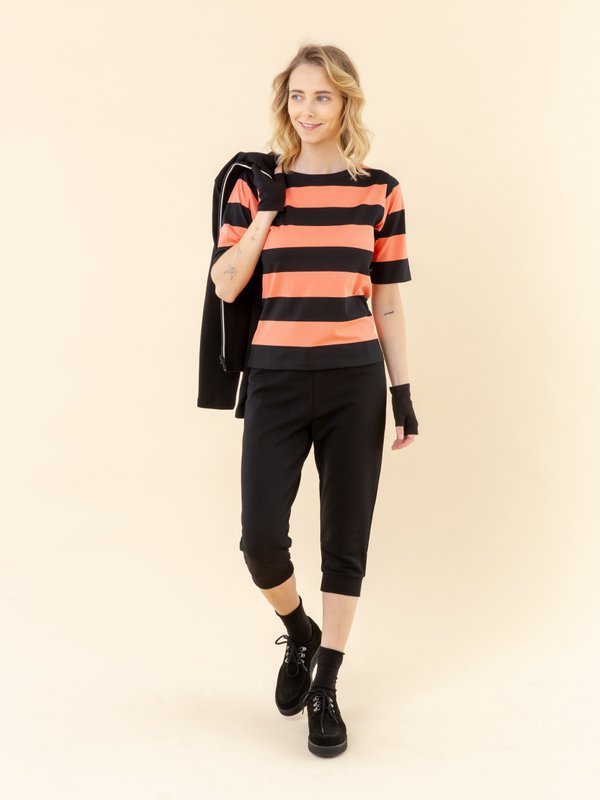 black and apricot Bow t-shirt with wide stripes_12
