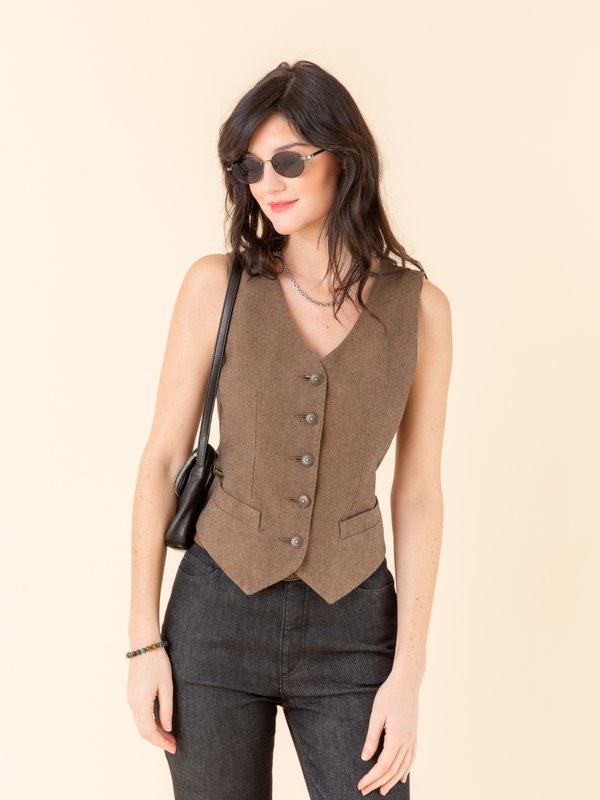 brown cotton twill sleeveless vest_11