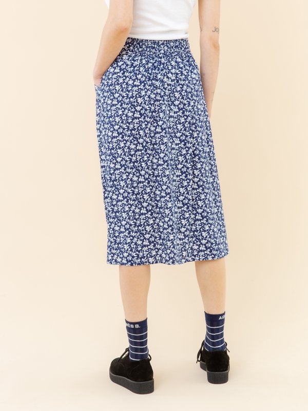blue and white floral print skirt_13