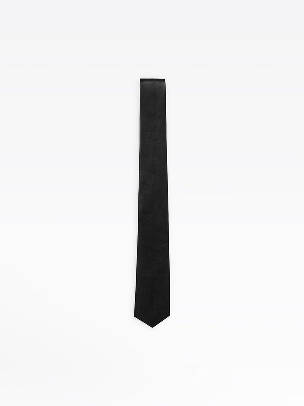 black leather tie_1