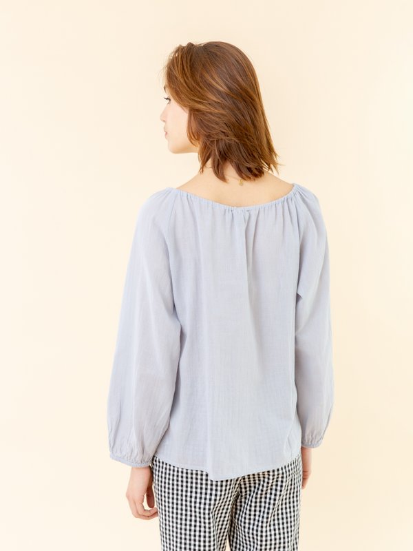 light grey cheesecloth Pacha blouse_14
