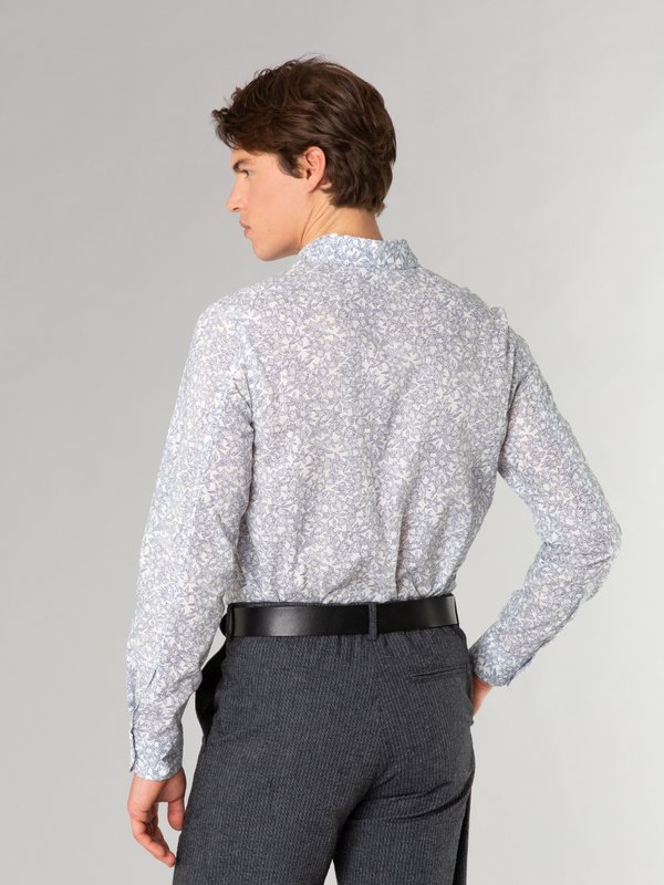 Syd shirt with blue floral print_13
