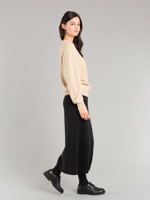 black merino wool slit long skirt_12