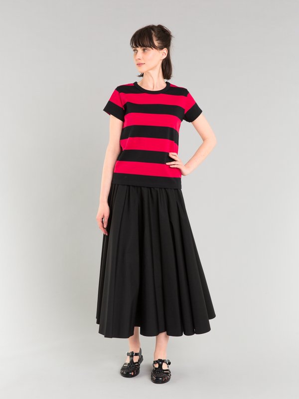 black and red Brando t-shirt with wide stripes_12