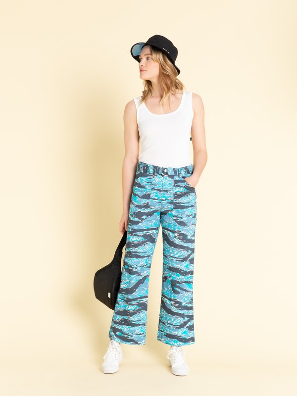 blue worky trousers with camo print_11