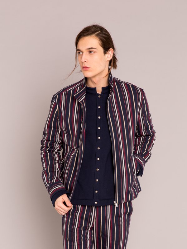 navy blue zipped jacket with stripes_11