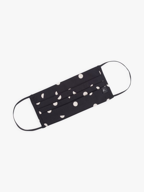 Covid-19 barrier mask in polka-dot print fabric_1