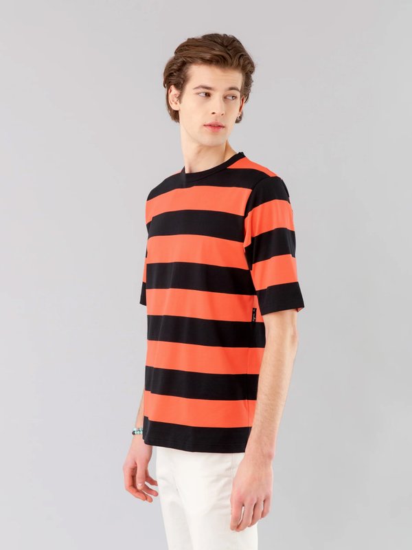 black and apricot Chic t-shirt with wide stripes_13