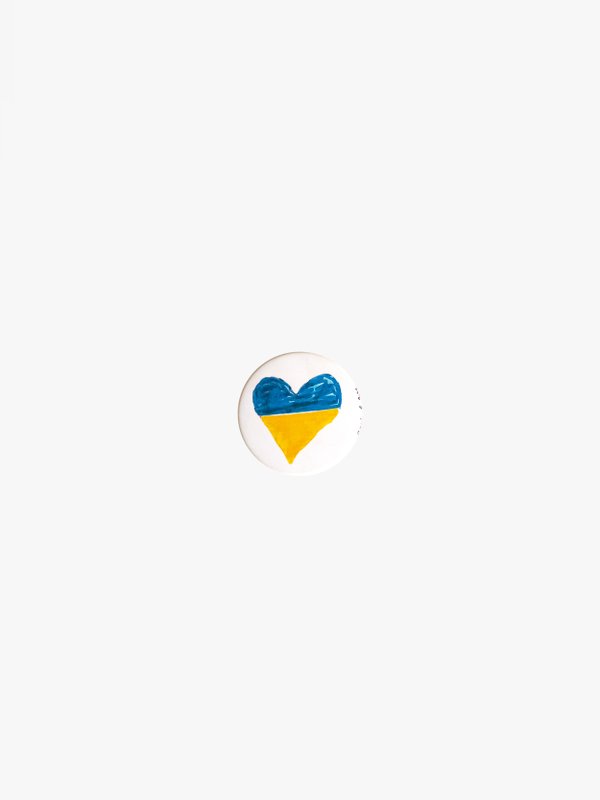 The heart of Ukraine small badge_1
